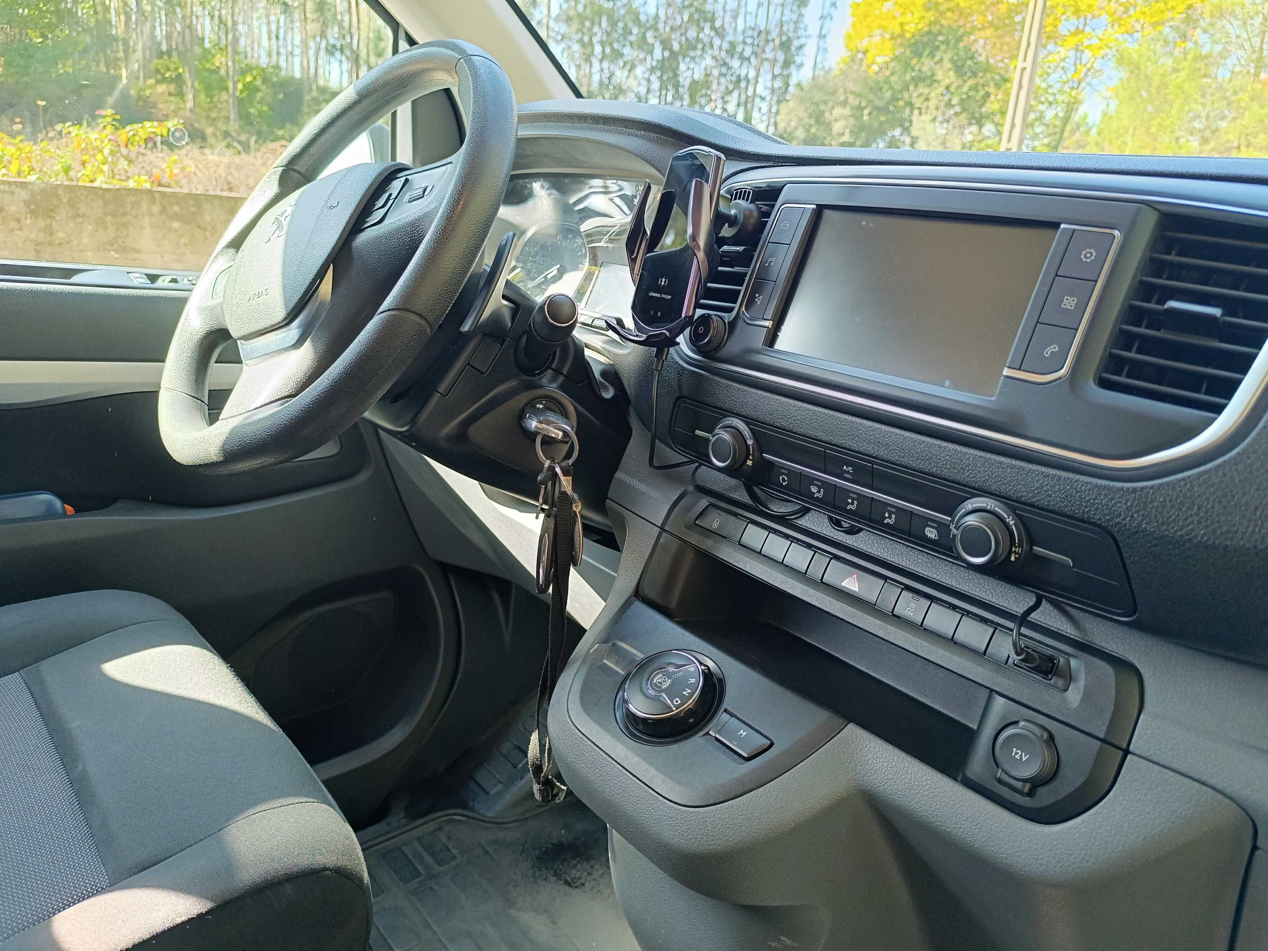 Peugeot Expert 2.0 CDI  6 Lugares