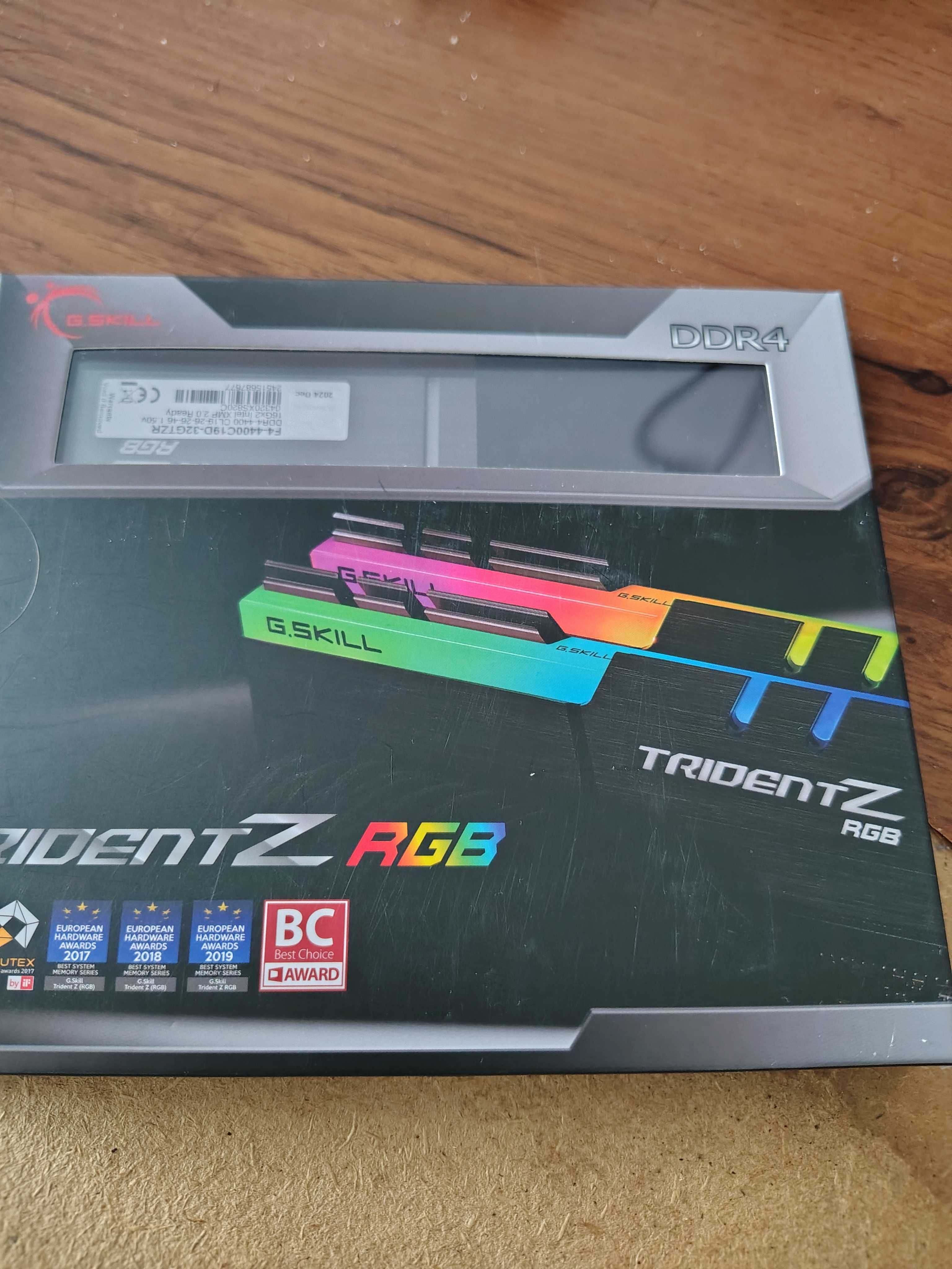 Ram DDR4 g.Skill Trident Z RGB 2*16 GB 4400 MHz Cl19