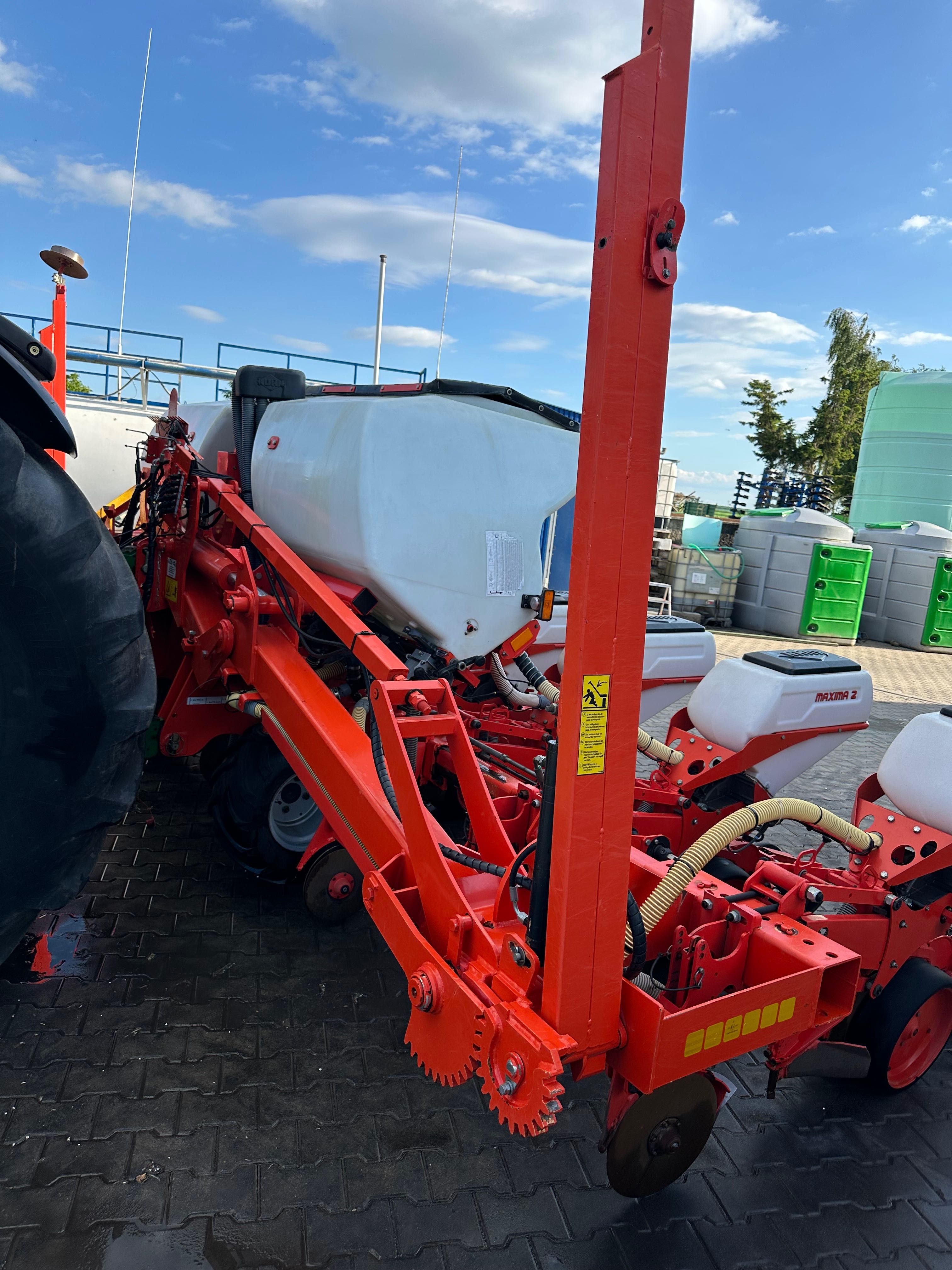 Kuhn maxima 2 RT 8 rzędowy