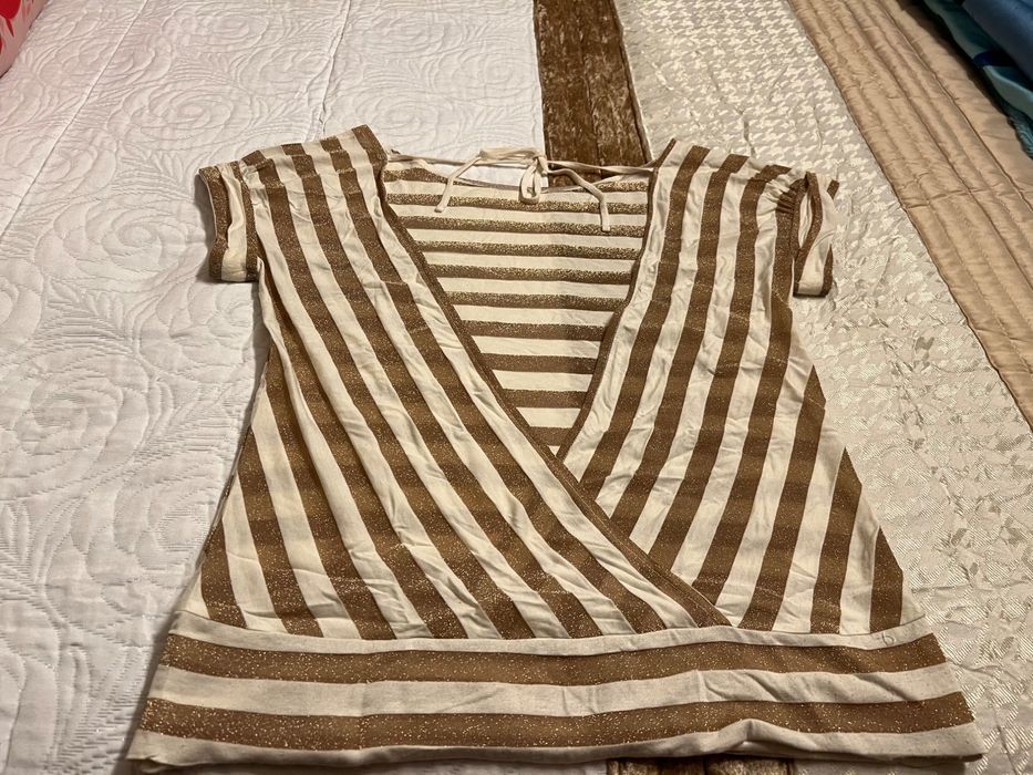 Camisola manga curta de costas abertas, da Zara