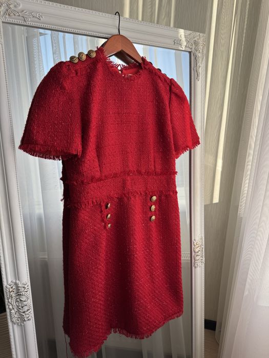 Твідова червона сукня