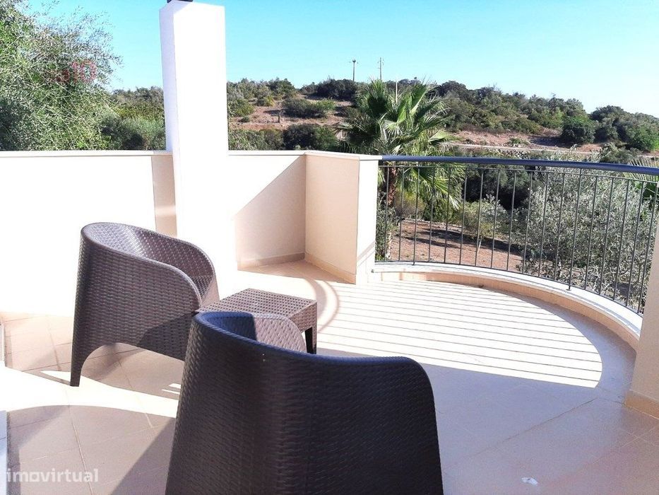 Moradia V3 em Resort de Luxo para arrendar em Portimão