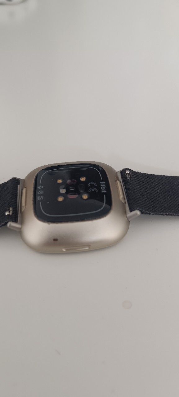 Fitbit Versa 3 menu w języku pl