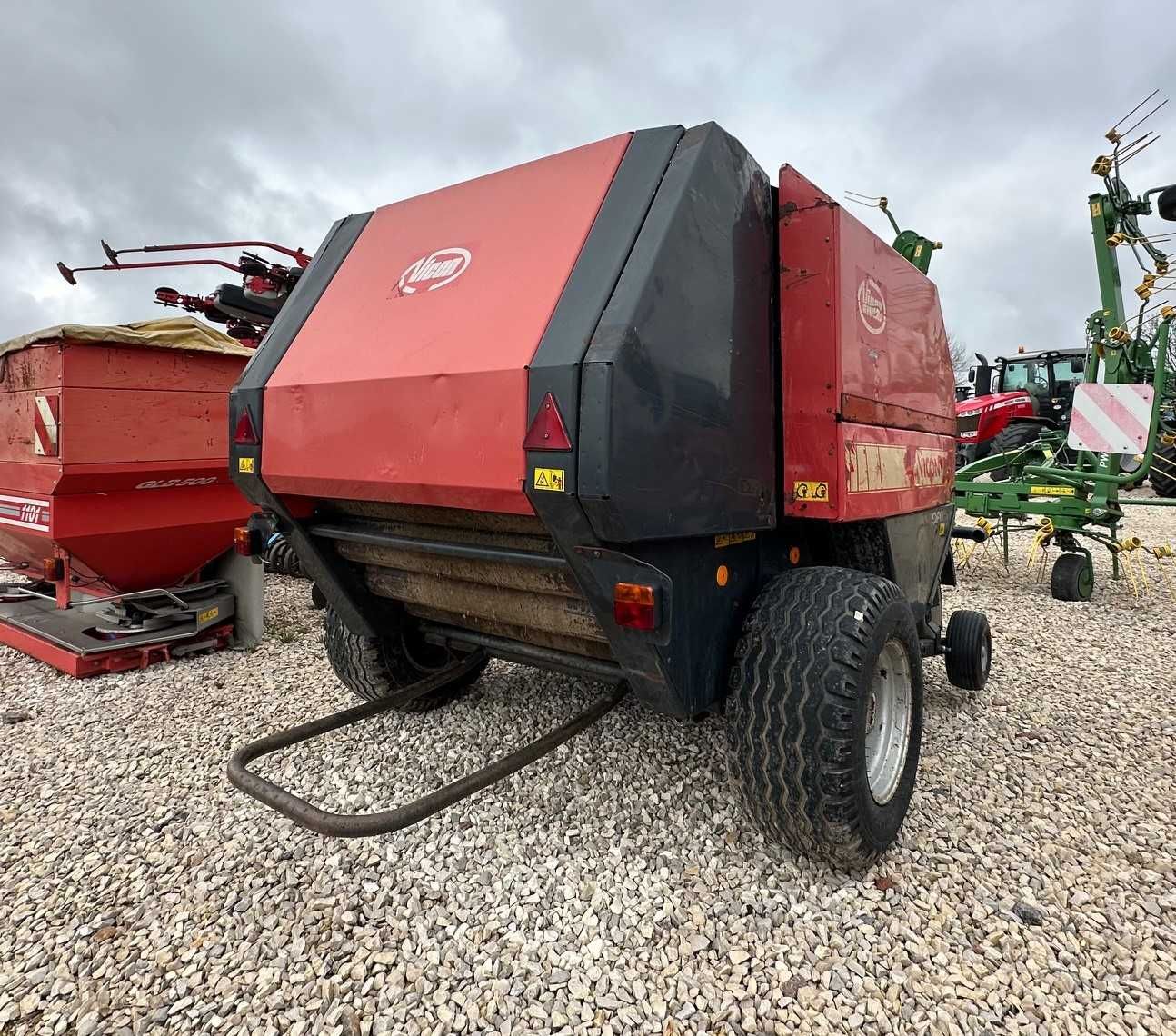 Prasa Vicon RF 130
