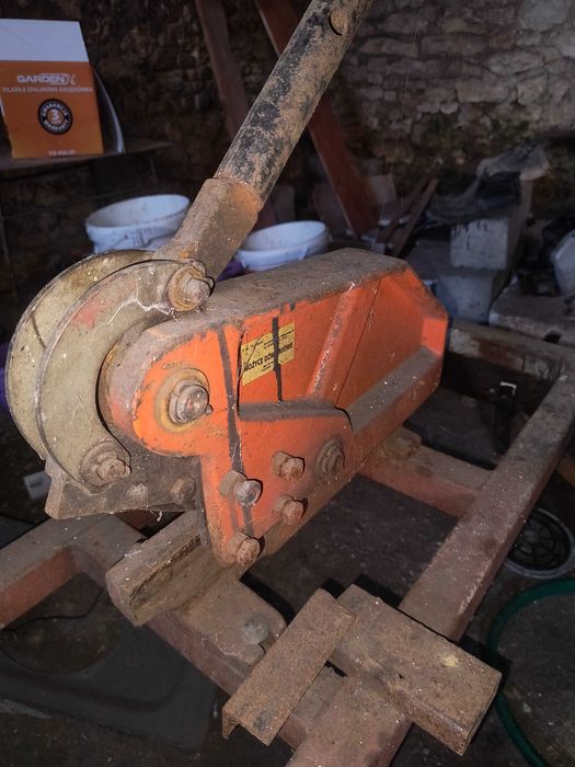 Gilotyna ręczna do blachy