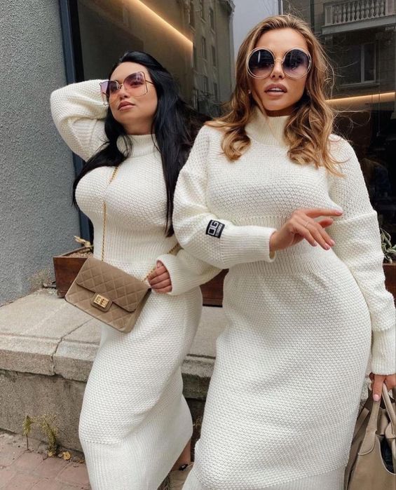 Вязаное платье зимнее осенее Р с - м - л 2 шт