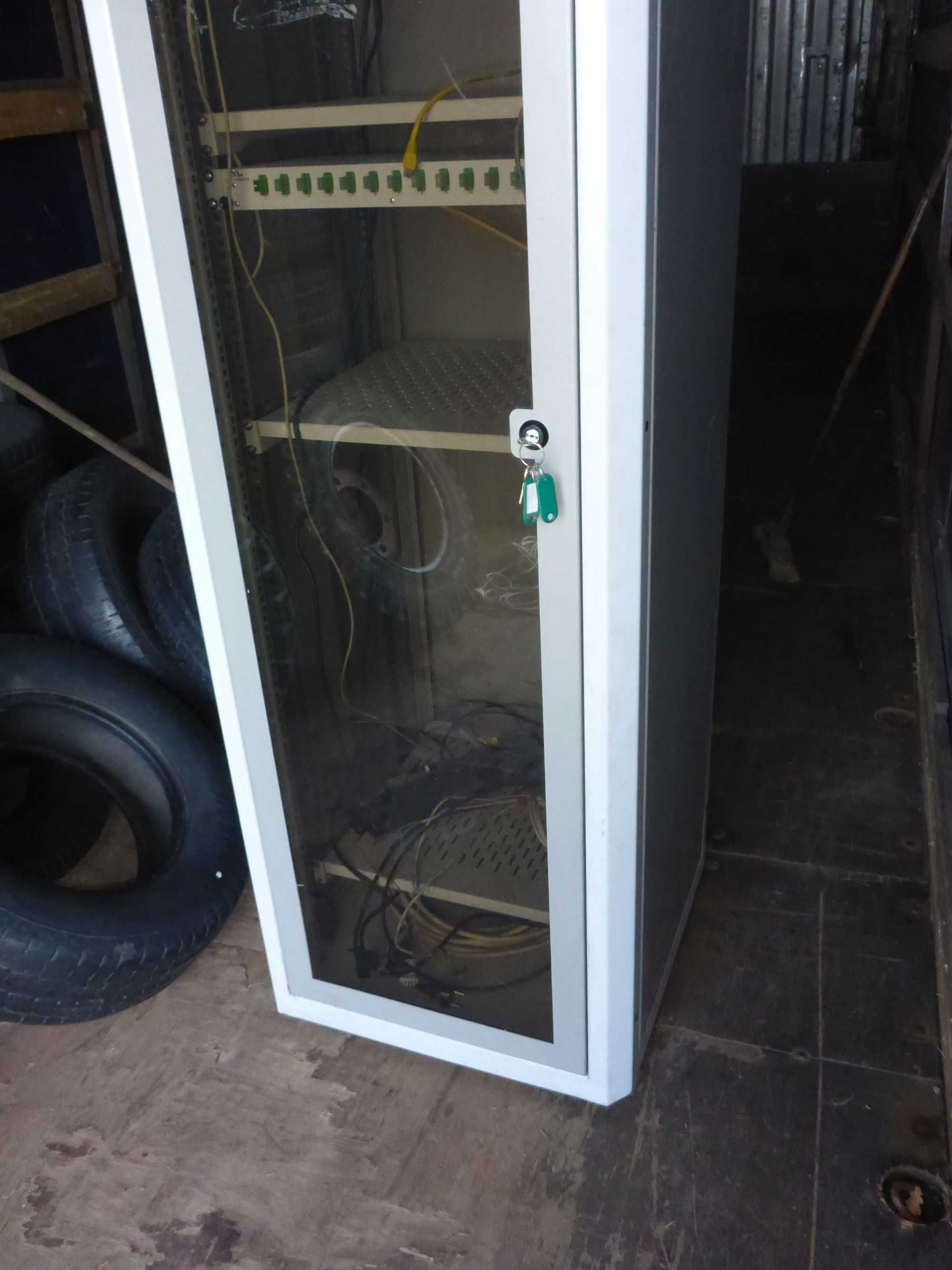 200cm _ szafa RACK podstawa 60x60 wysokość 197 _ stan bdb