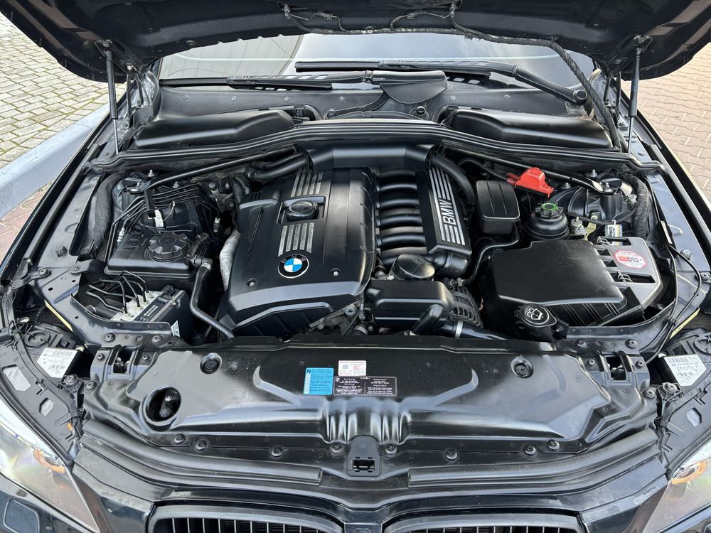 BMW 525 E60 reast