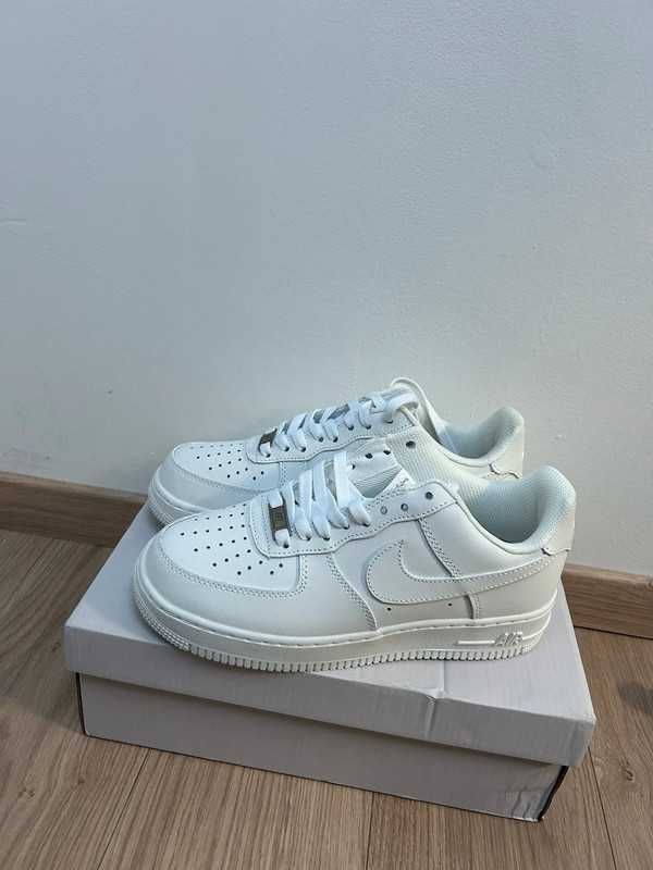 Buty_Nike_ AirForce1Low07White RR-41