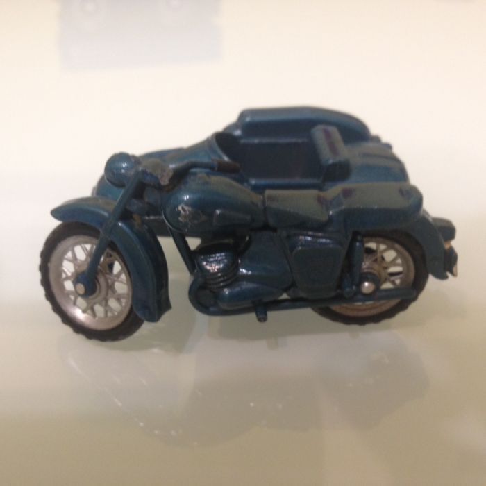 Иж-Юпитер 2-К масштабная модель мотоцикла 1:30