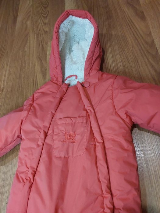 Комбінезон коралового кольору 6/9місяців або 74/80р.