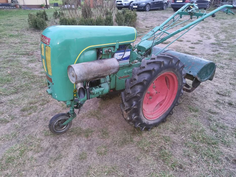 Traktorek jednoosiowy Holder e12
