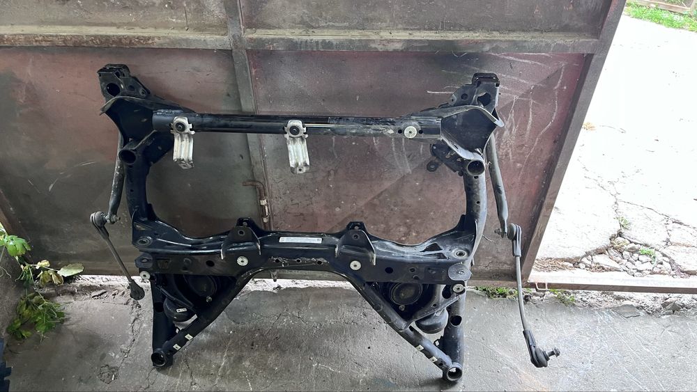 Peças BMW  G20 F30 G30