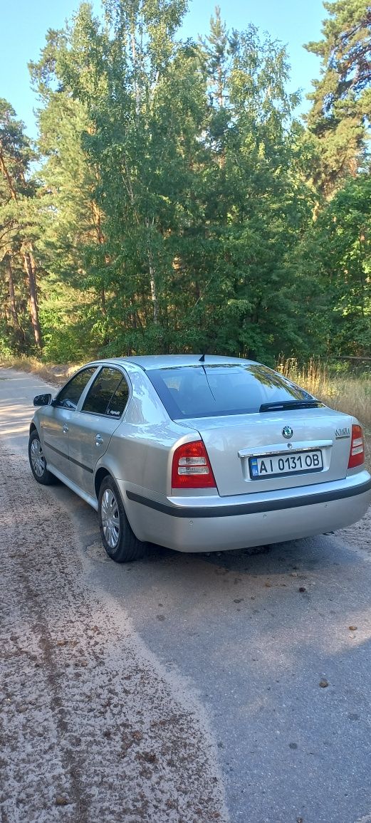 Продам Шкода Октавия Тур 1.6 mpi
