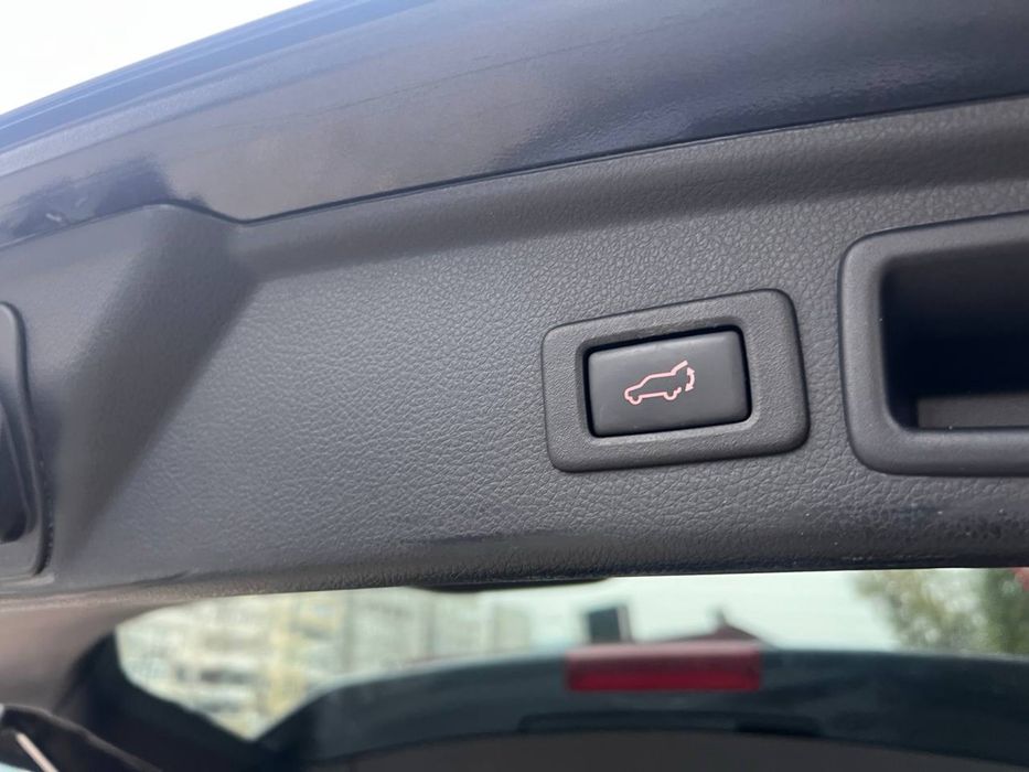 Subaru Forester 2017 официал, 1 владелец, целый по кузову