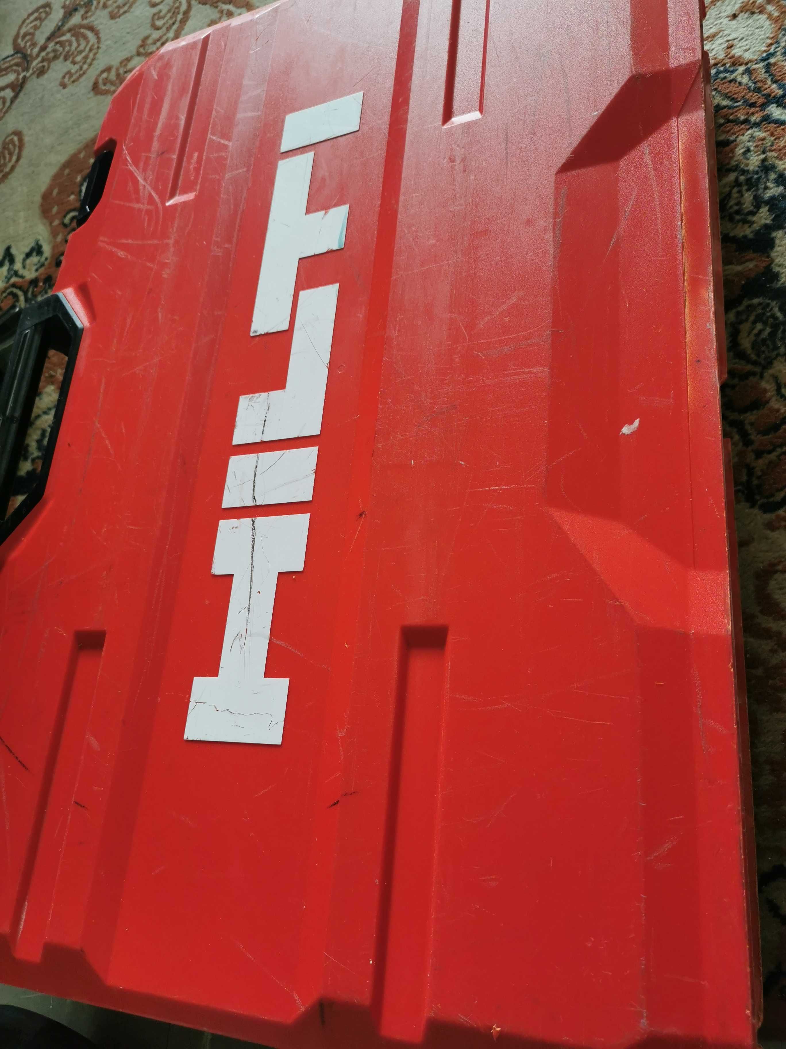 Mlotowiertarka Hilti TE6 - A22 DRS z odkurzaczem