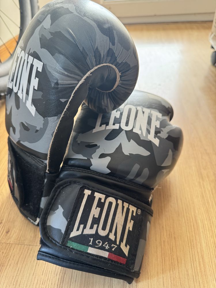 Saco de Boxe, Estrutura e mateal de treino/combate