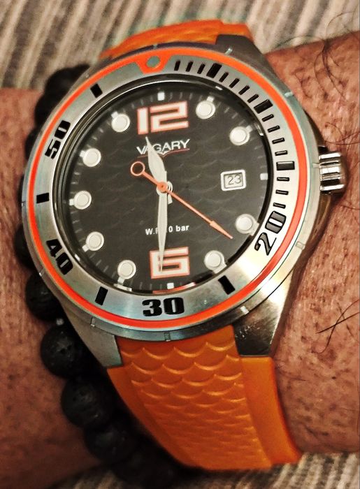 Relógio Vagary (by Citizen),modelo 2F10-T018734,caixa em aço,10ATM