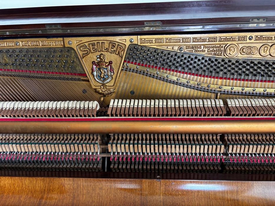 Piano Ed. SEILER Liegnitz mto giro comprado no Salão Musical de LISBOA