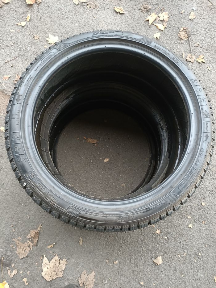 Opony zimowe 215/40r17 Kleber Krisalp hp2 87v xl jak nowe 2szt