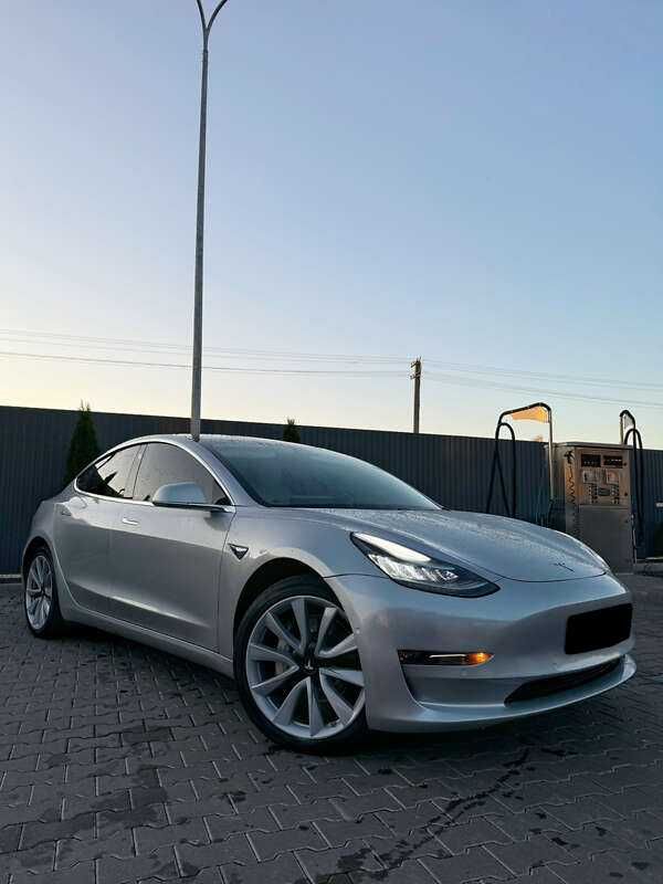 Tesla Model 3 2019 Long Range 75D Dual Motor