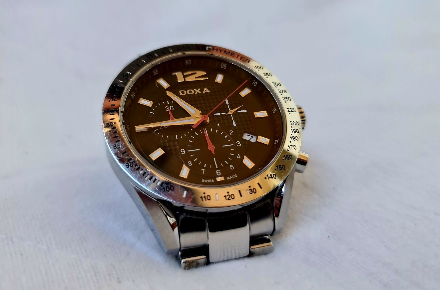 Zegarek Doxa 277.10.103.10 WR100 szafir