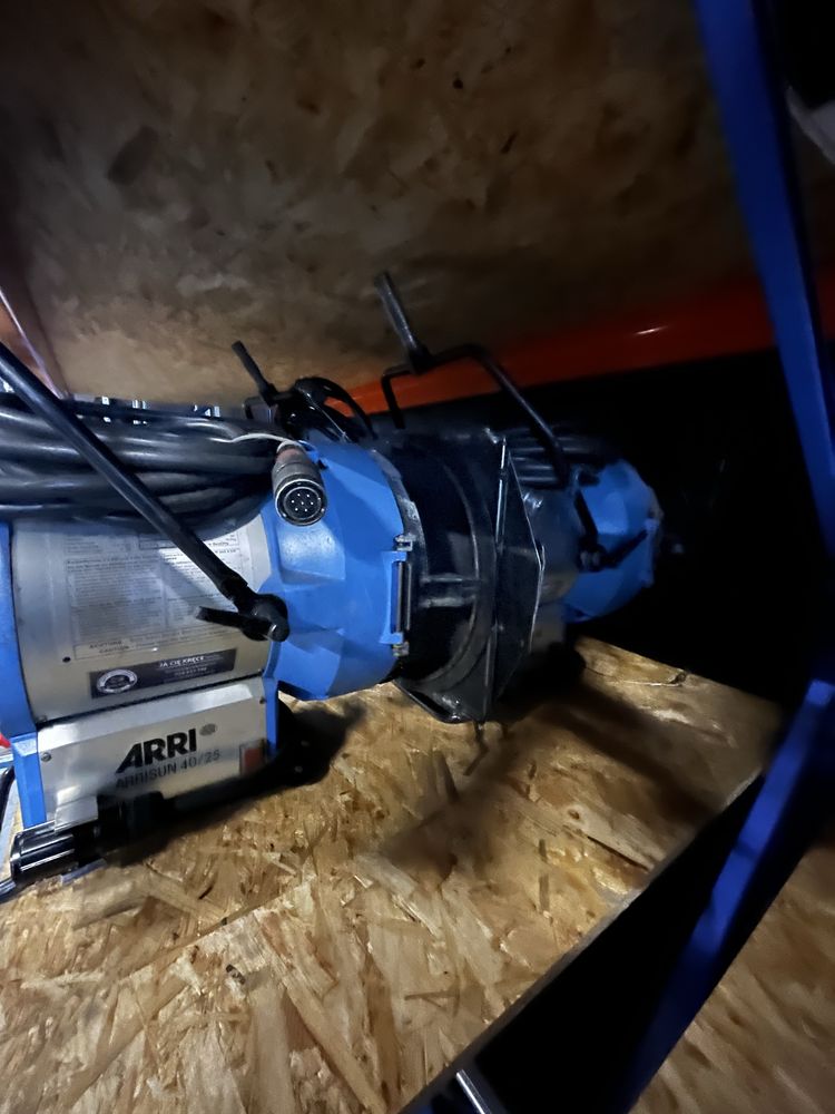 Lampy hmi wszystkie sprzedam arri