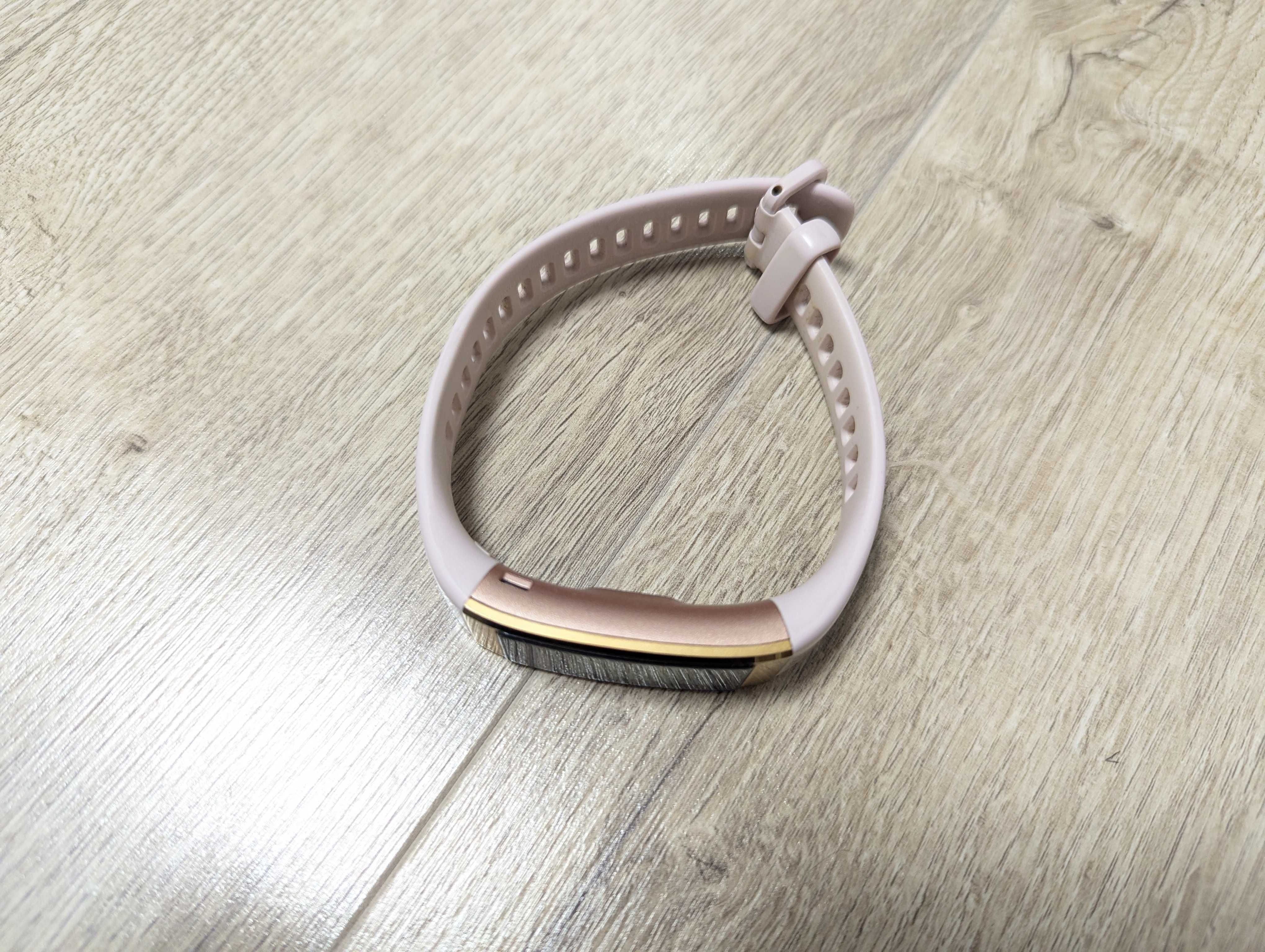 Смарт годинники Huawei band 4 pro