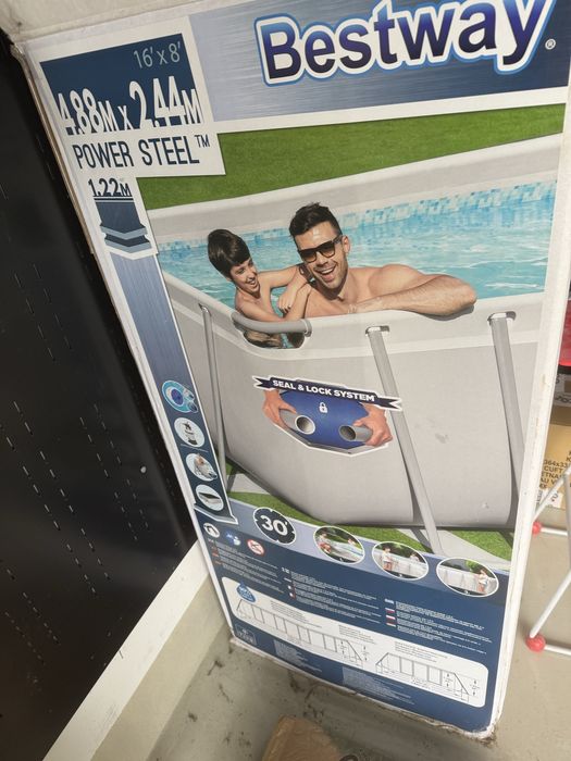 Basen stelazowy Bestway 488x244x122 super stan