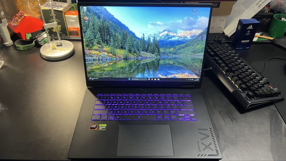 OKAZJA Laptop Gamingowy Gigabyte GAMING A16 RTX 5060 Ryzen 7 260  2 TB