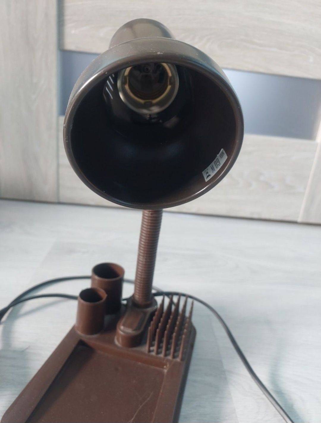 Lampka lampa biurkowa na biurko brązowa retro
oldstyle vintage