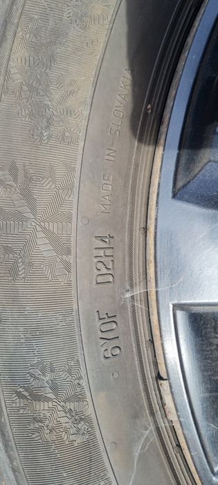 Opony zimowe + felgi stalowe + kołpaki