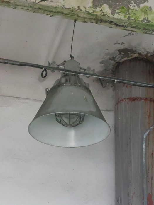 Lampa przemysłowa PRL ZAOS OMP 200