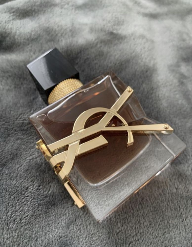 Оригінальні парфуми libre intense французького бренду yves saint laure