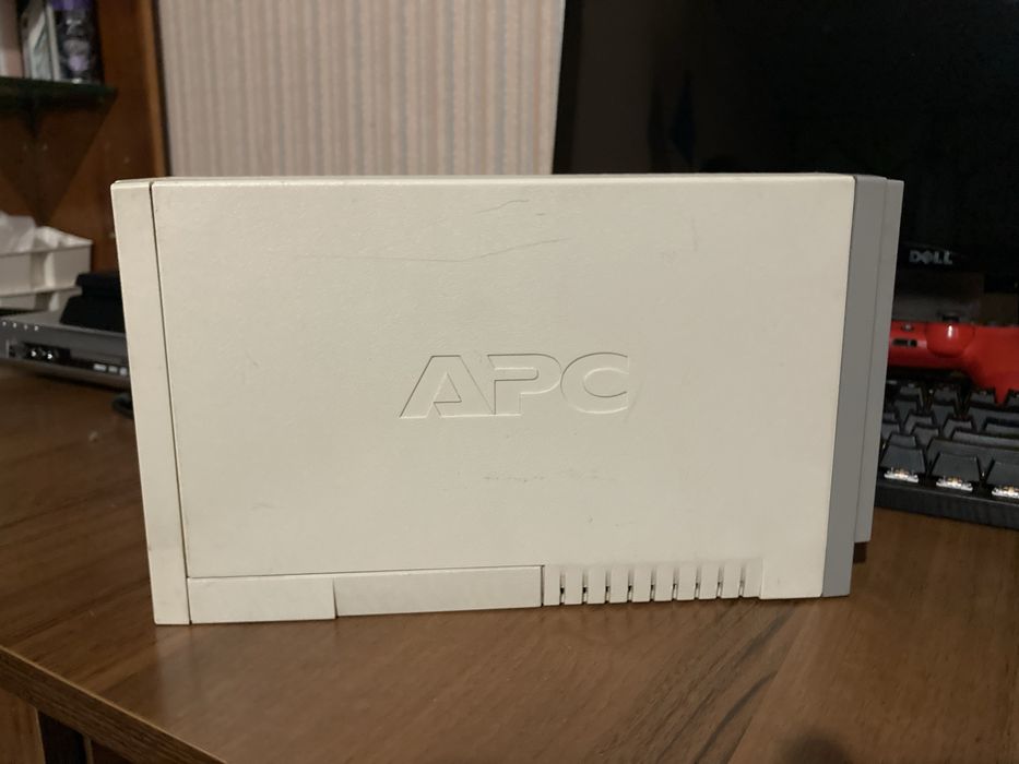APC Back-UPS CS 500 (UPS)