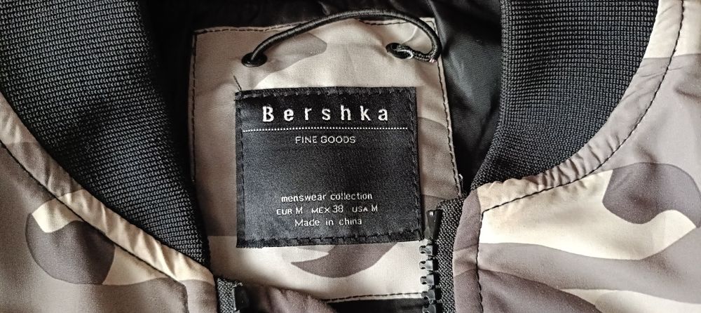 Blusão impermeável Bershka