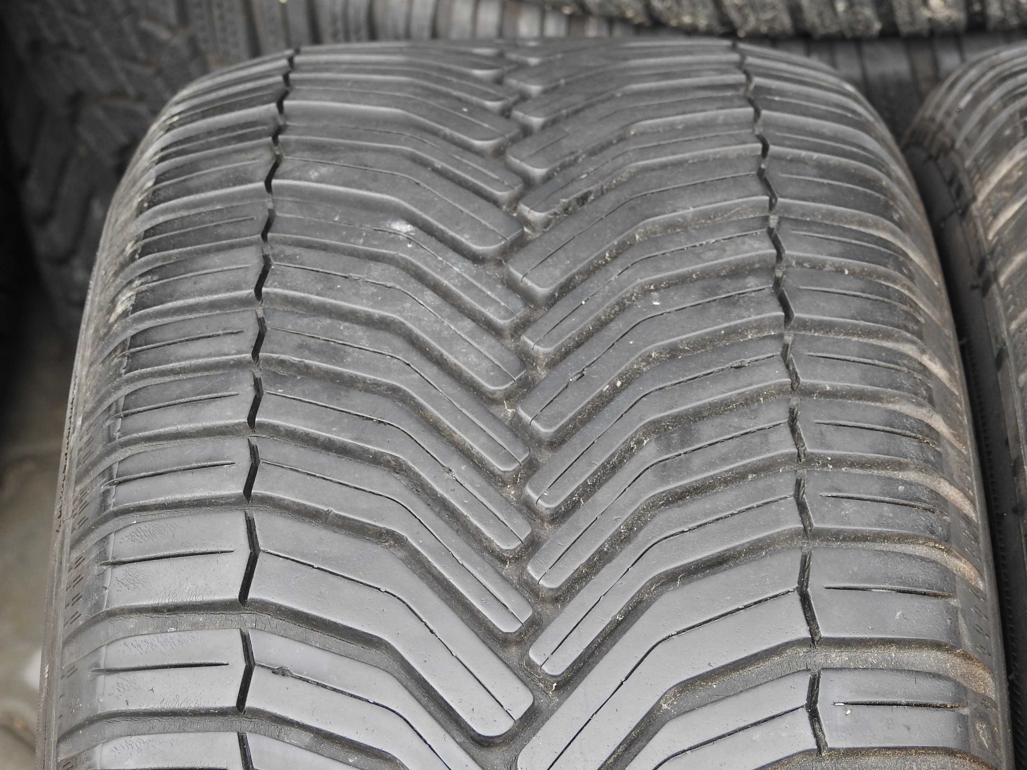 2x Michelin Crossclimate  215/55r16 97Y 15rok 6mm