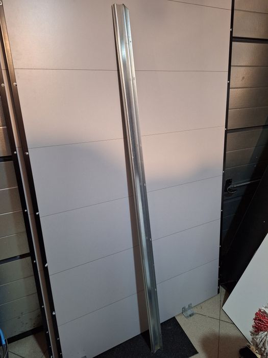 Drzwi od szafy przesuwne 2 szt