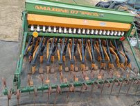 Rezerwacje Sprzedam siewnik Amazone d7