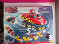 Mega Bloks (Tipo Lego), com Telecomando - 5 Veículos para Montar