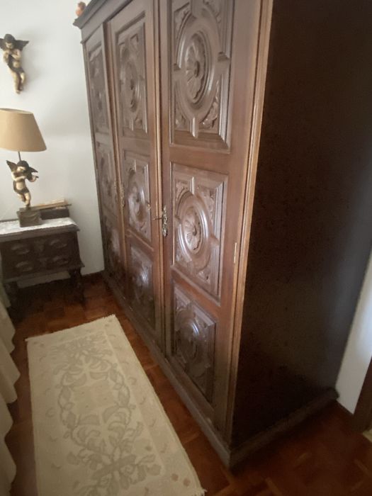 Mobília completa de quarto + oferta de cadeira e espelho