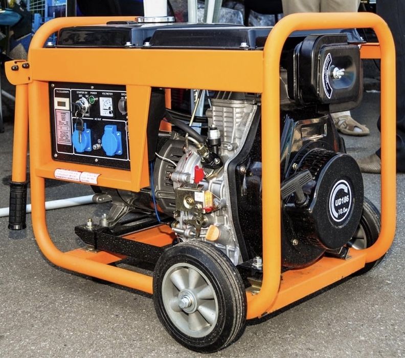 Дизельний генератор DG5000E