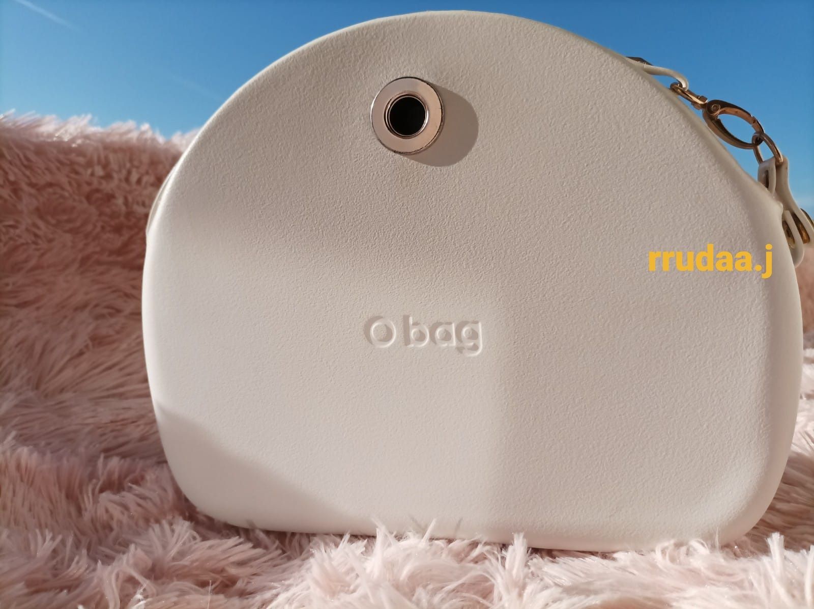Obag moon light latte