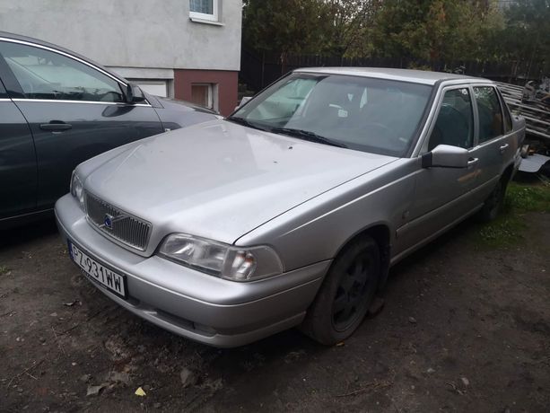 Volvo 2.5 tdi 98r -uszkodzony cały silnik