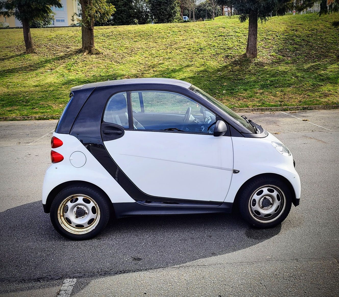 Smart FORTWO bom estado caixa automática