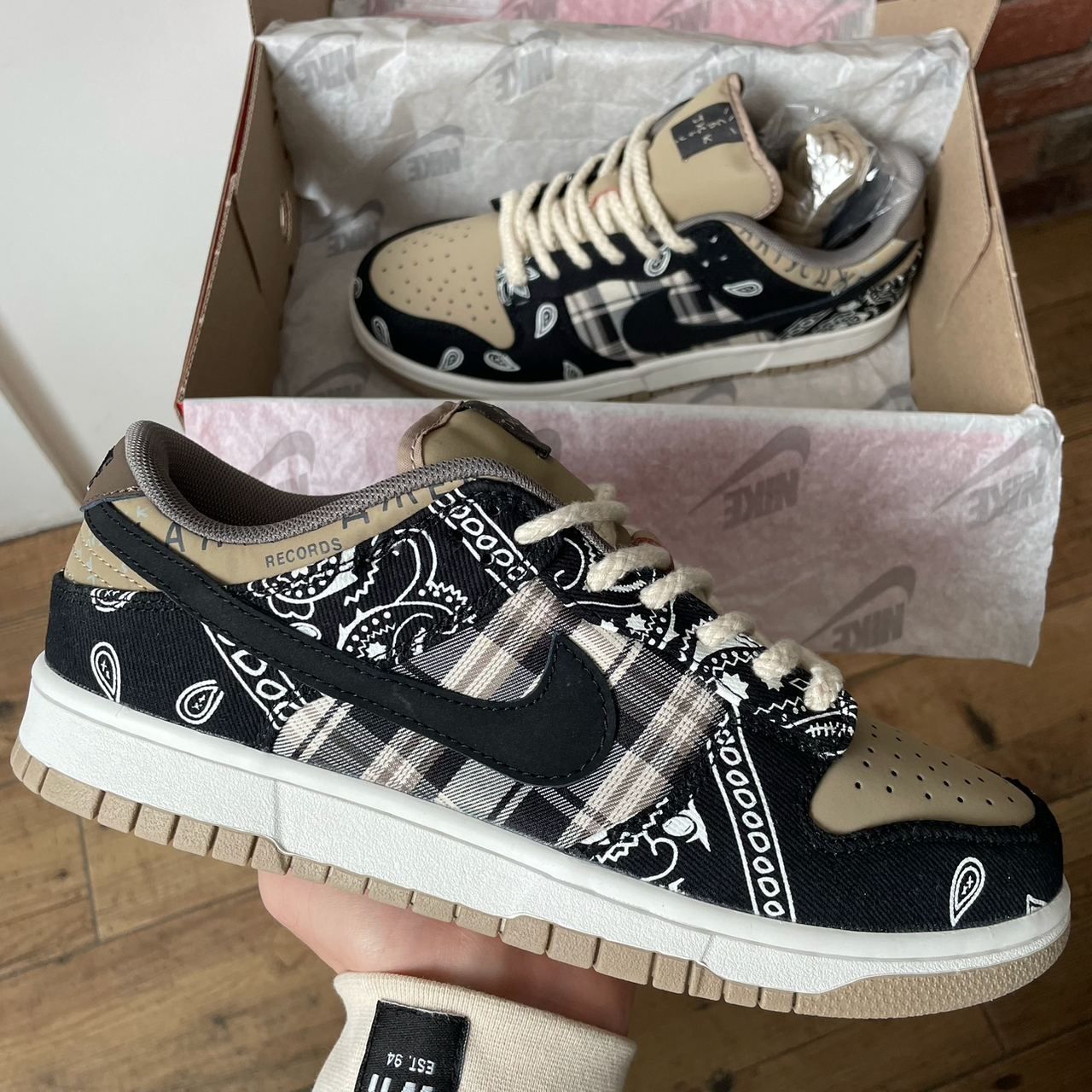 Nike SB Dunk Low x Travis Scott Cactus Jack, найк данк, данки, тревіси