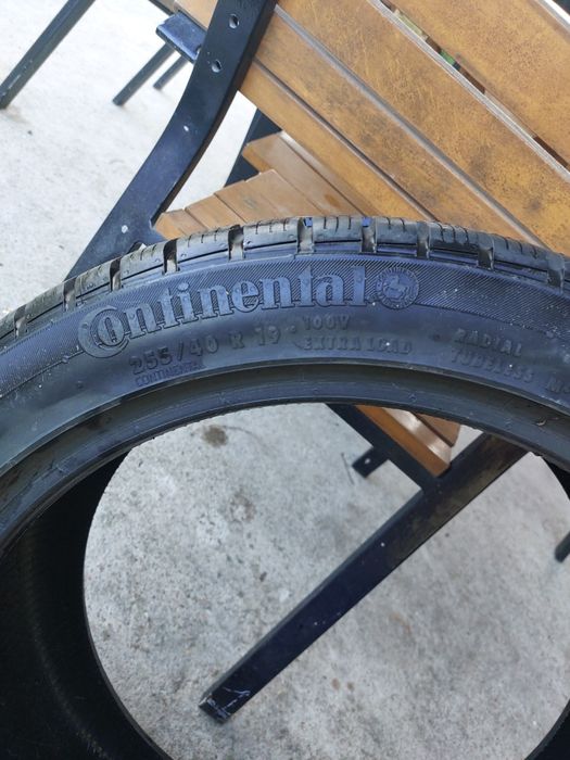 Opony zimowe Continental 255/40/19