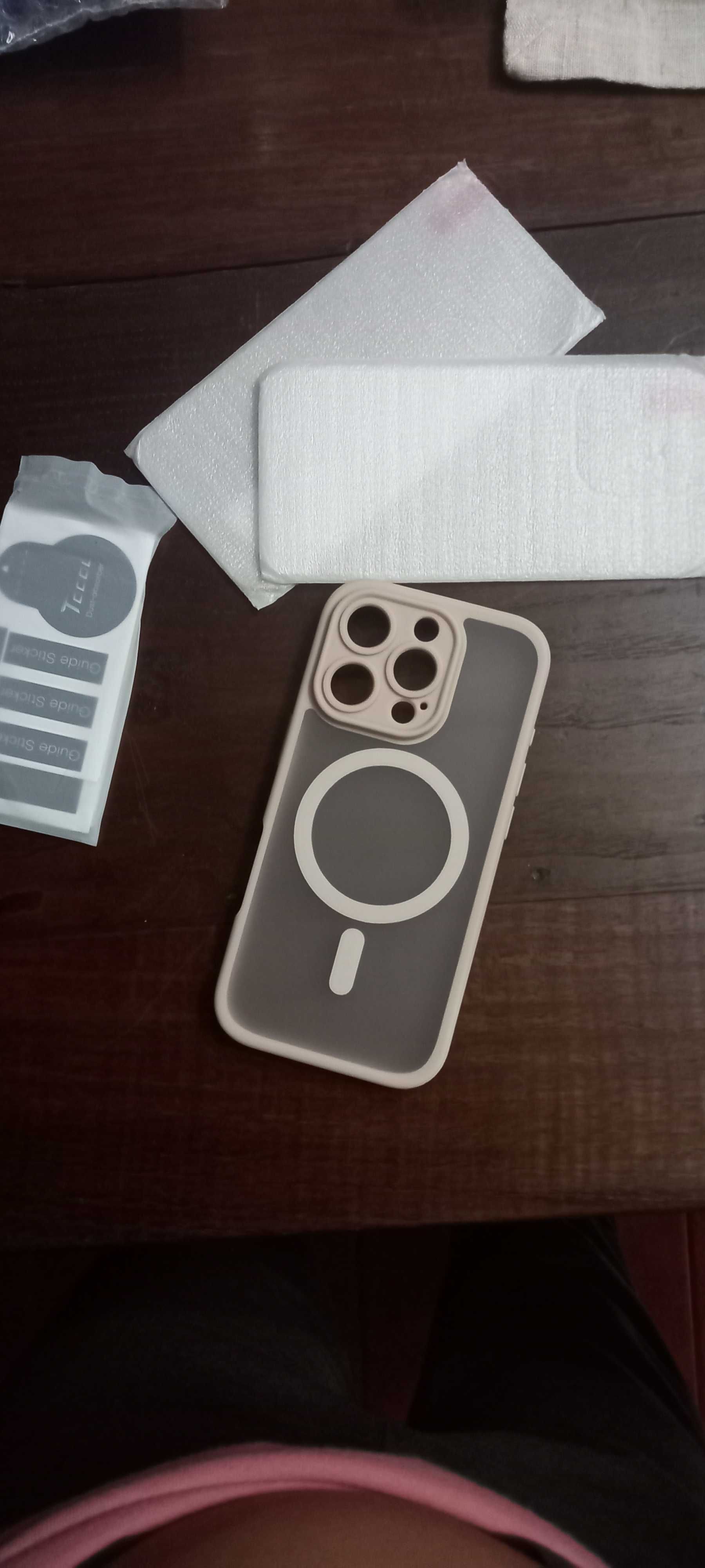 Capa iphone 16 pro com ou sem película, também vendo pelicula á parte