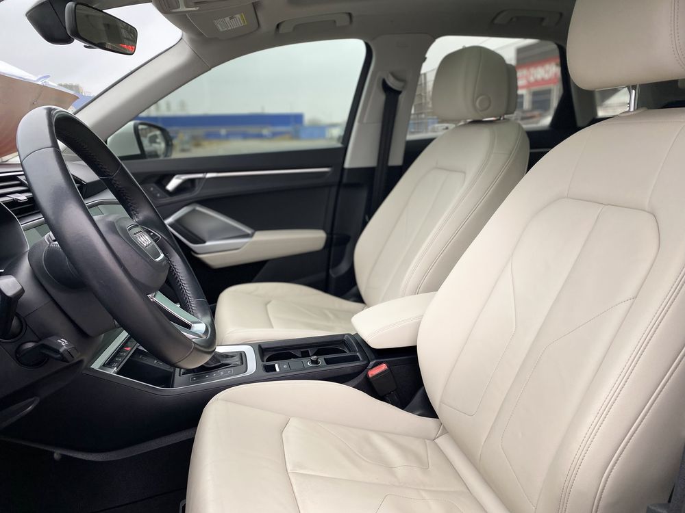 Audi (1570) Q3 (ВНЕСОК від 30%) Авторинок МЕТРО Кривий Ріг