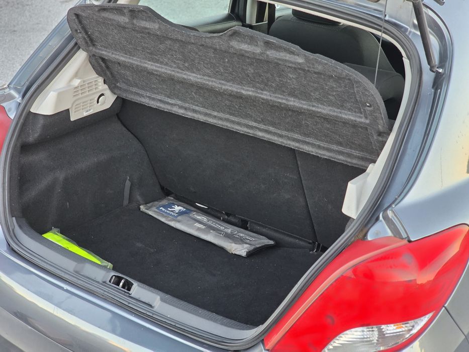 Peugeot 207 1.4 - 2010